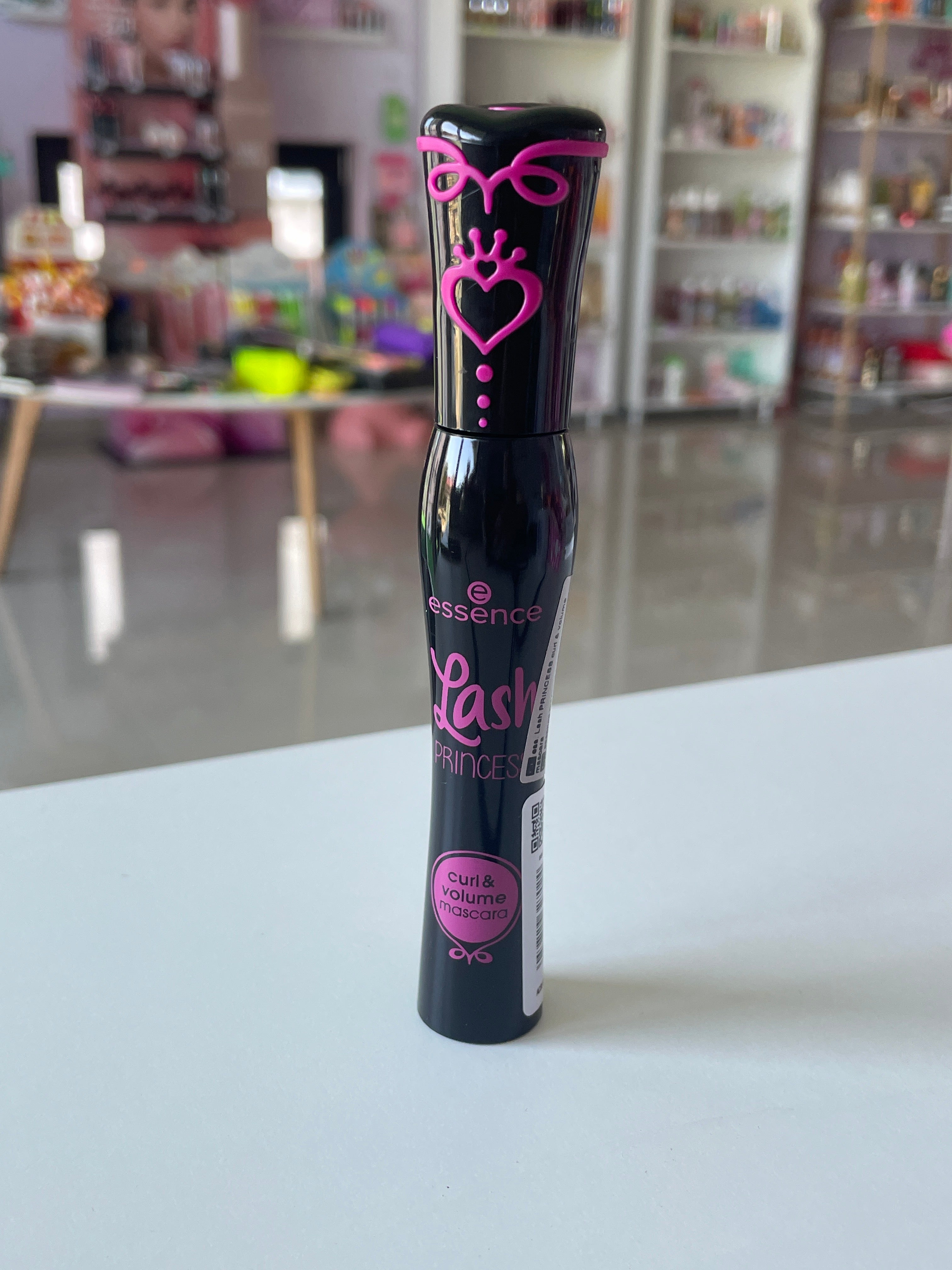 Mascara Lash PRINCESS curl & volume - ESSENCE
