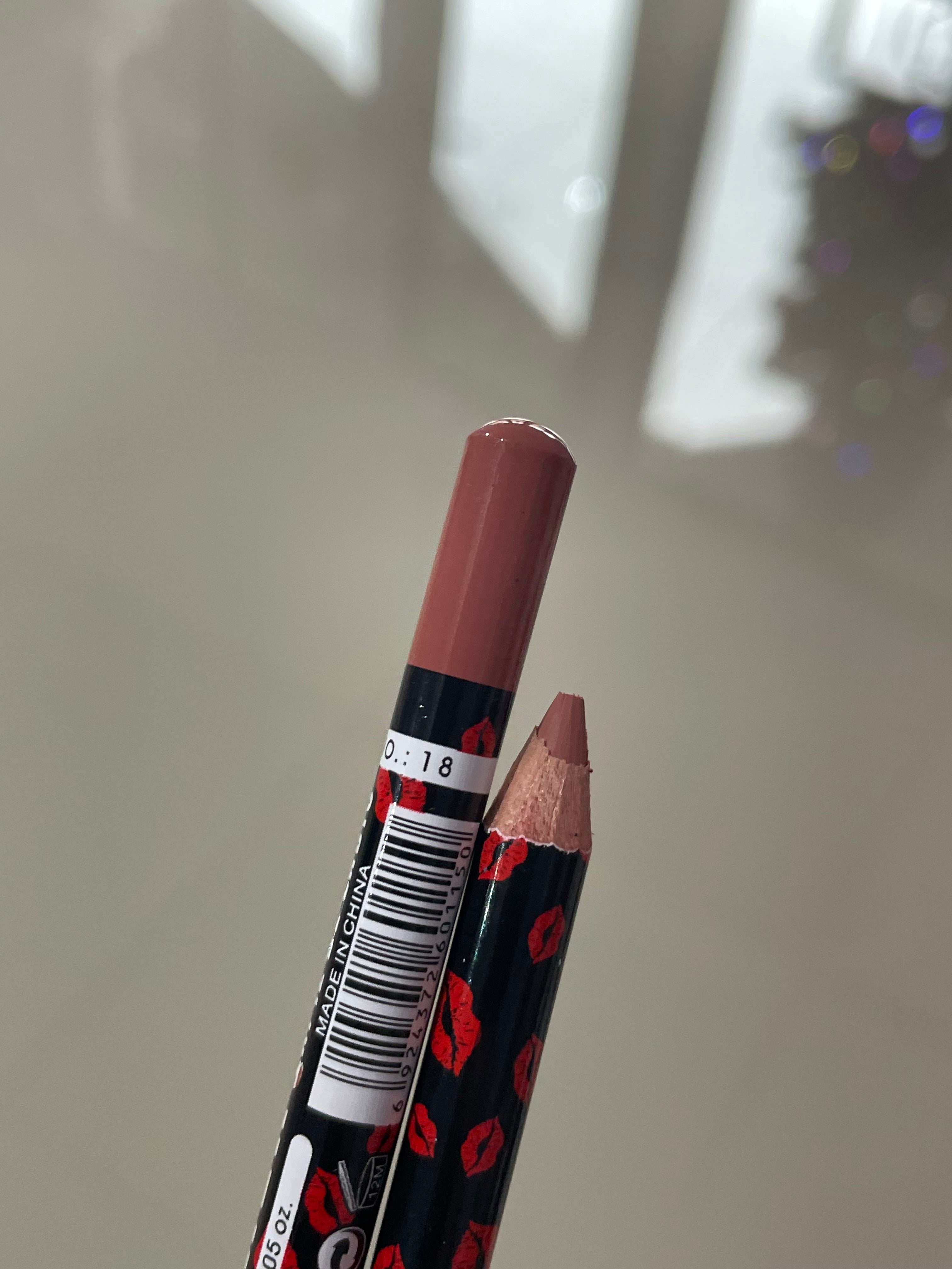 Creion buze Matita Labbra - Ushas