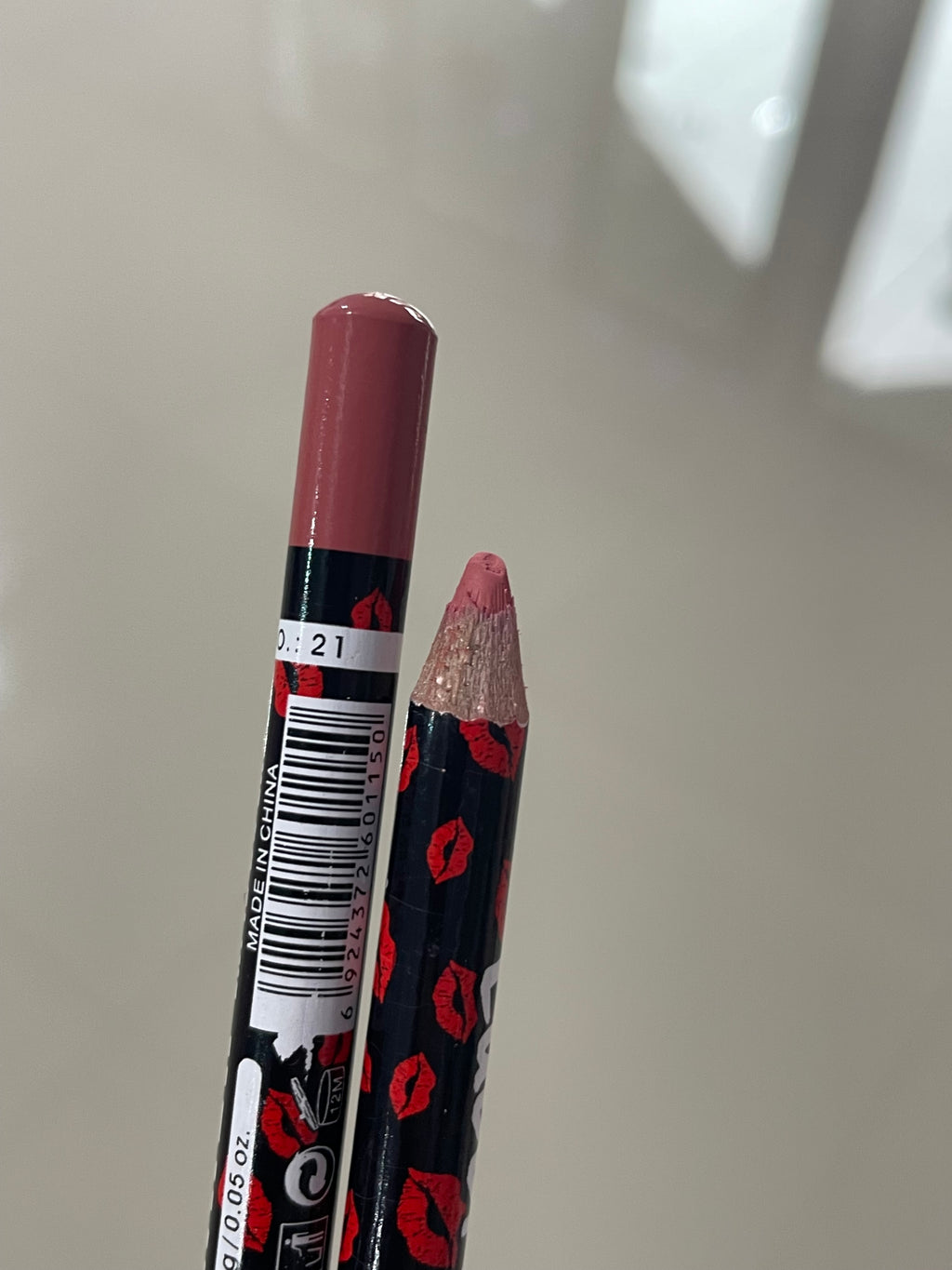 Creion buze Matita Labbra - Ushas