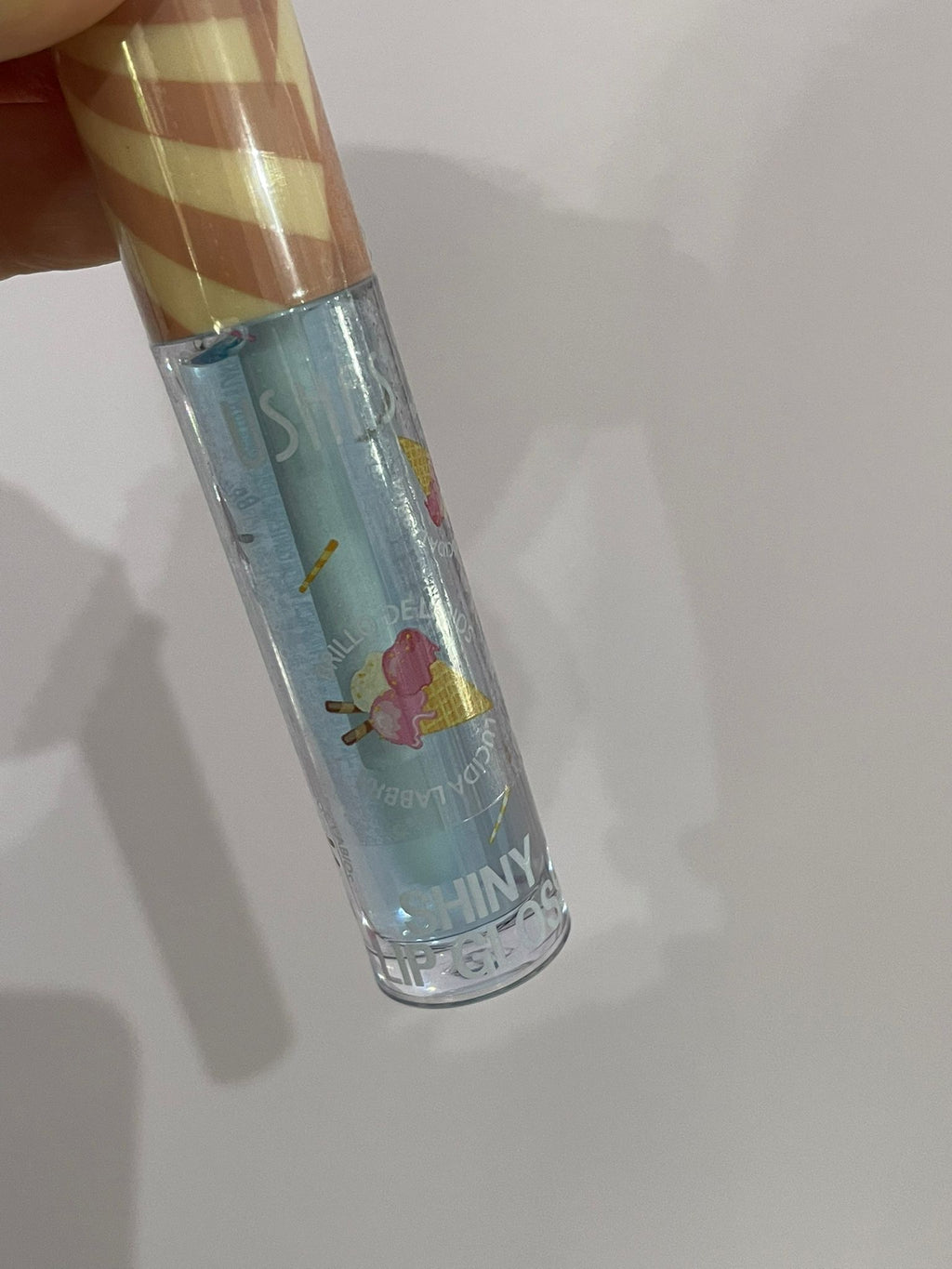 Luciu buze shiny - Ushas