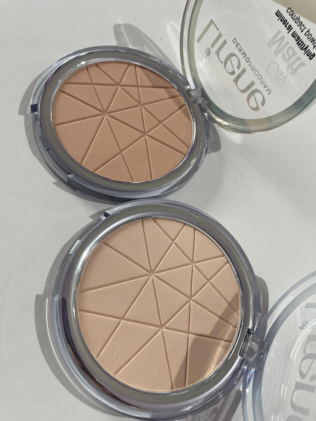 Pudra compacta City Matt - Lirene