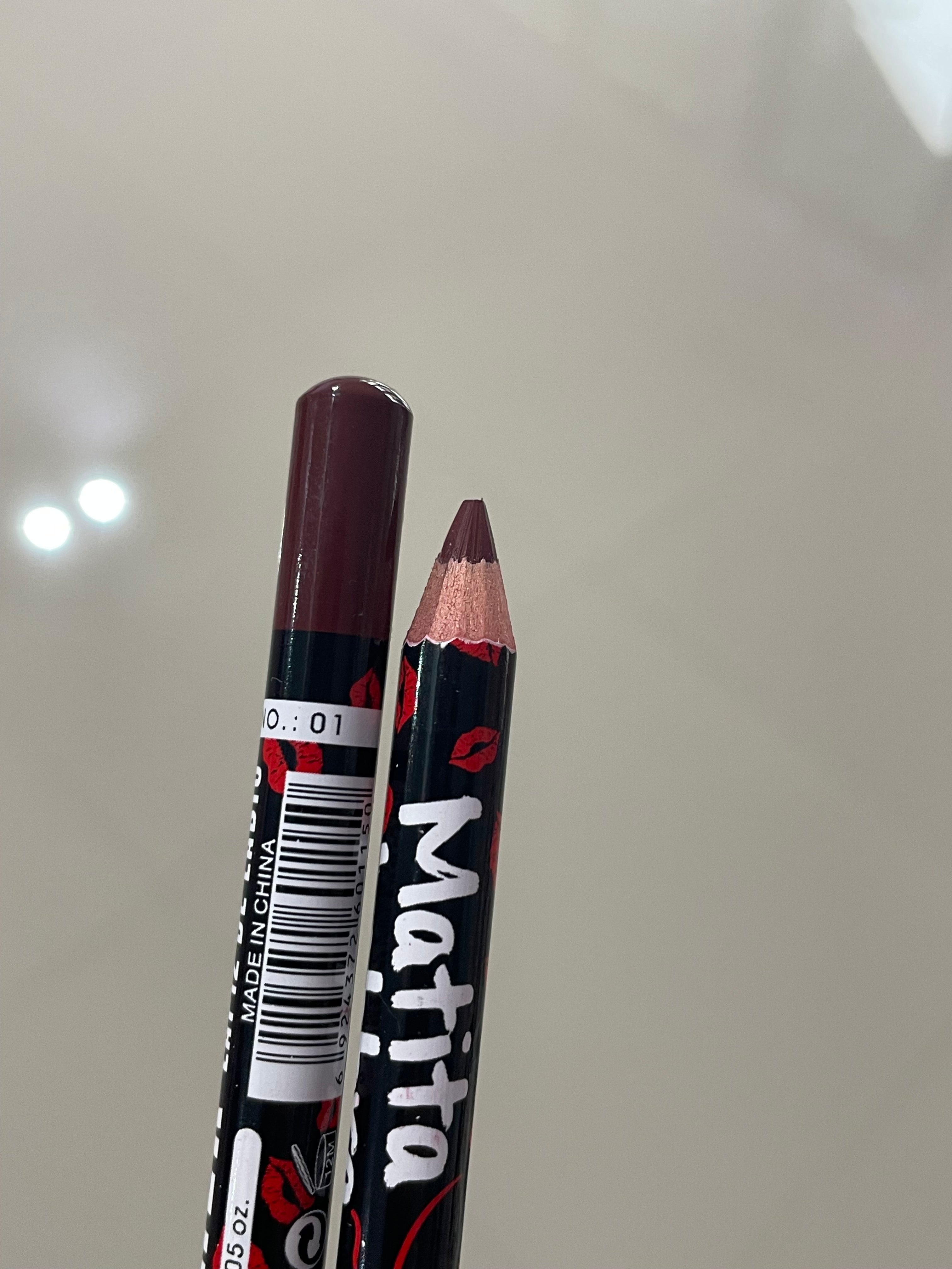 Creion buze Matita Labbra - Ushas