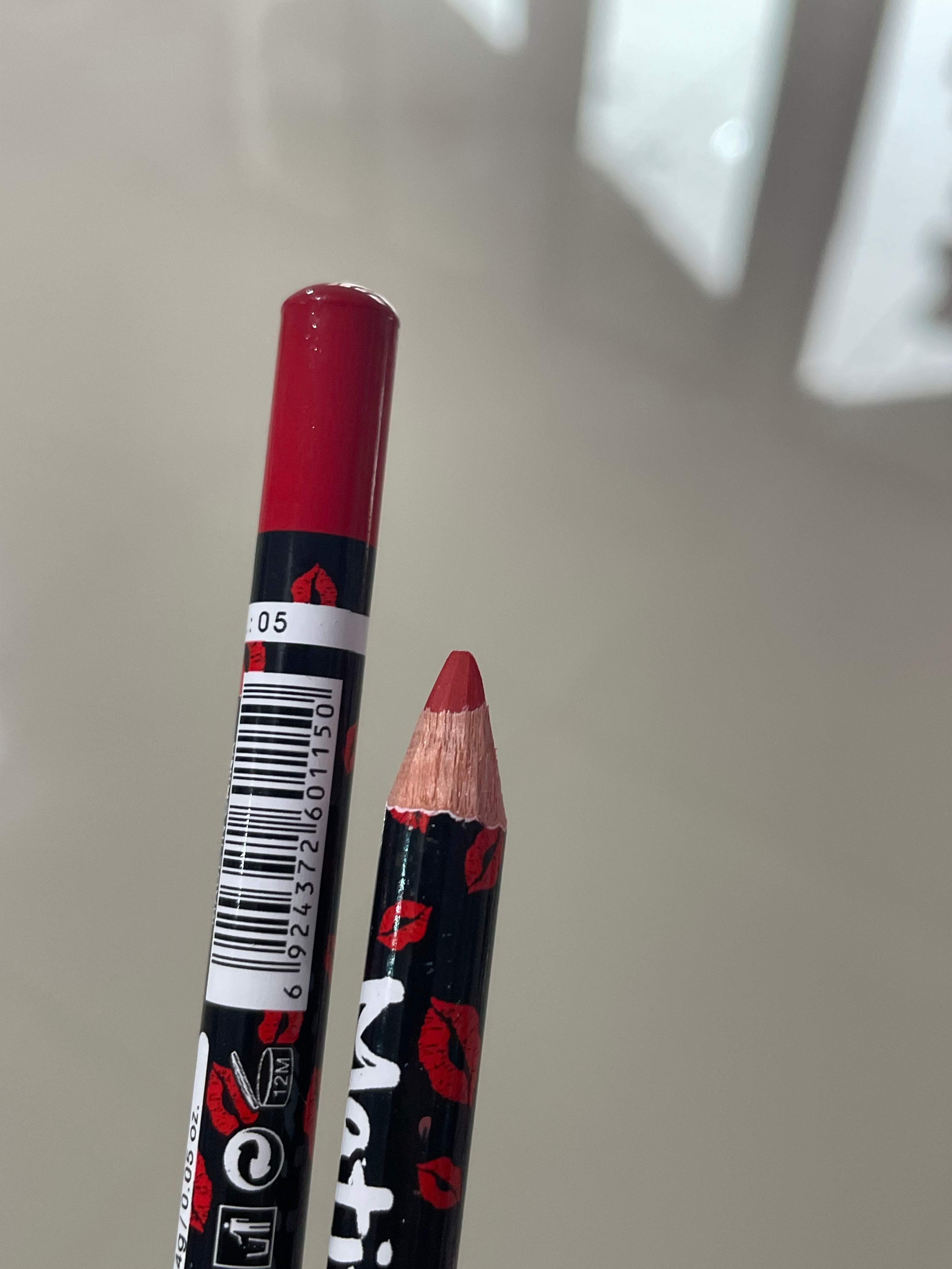 Creion buze Matita Labbra - Ushas