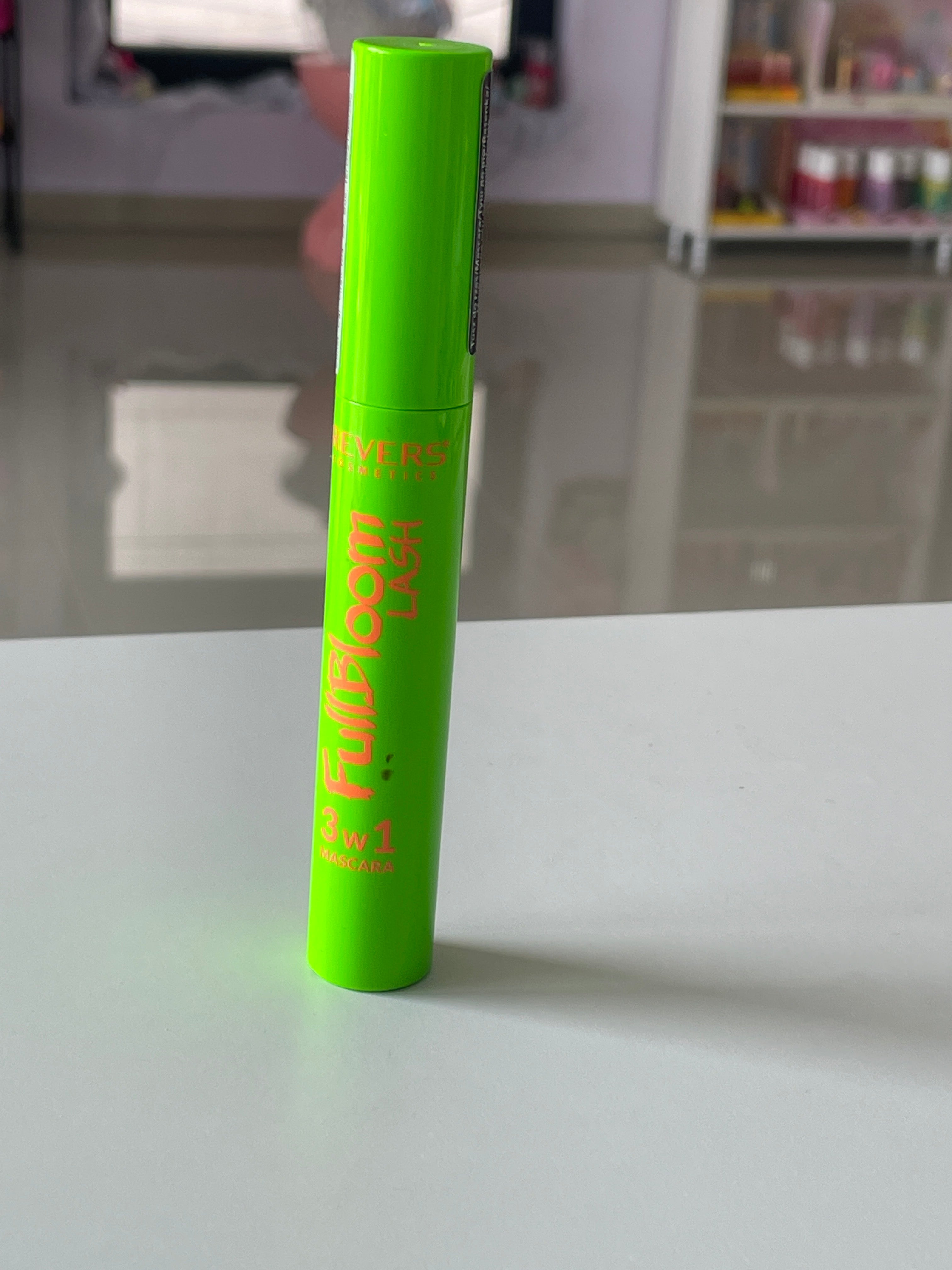 Mascara Full Bloom lash - REVERS