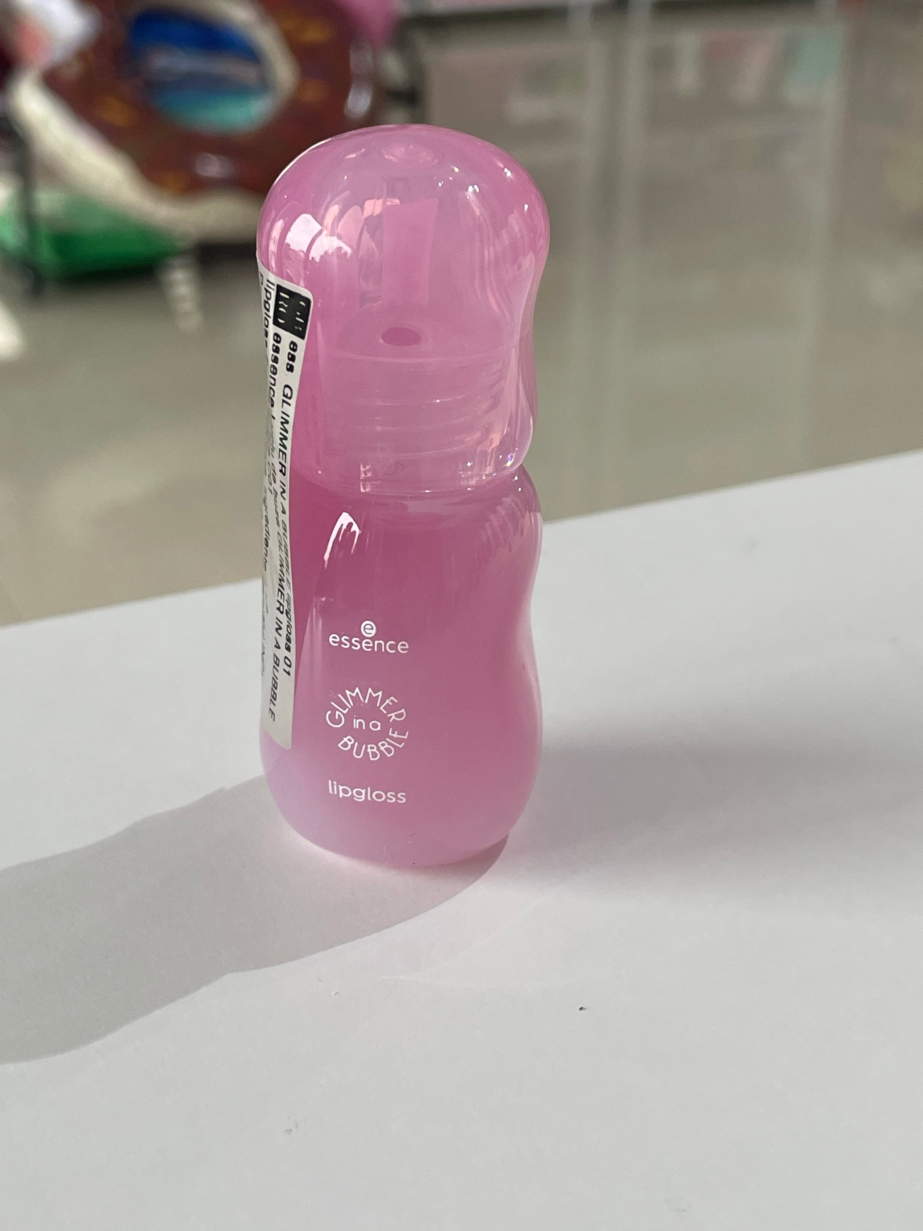 Luciu de buze GLIMMER IN A BUBBLE - ESSENCE