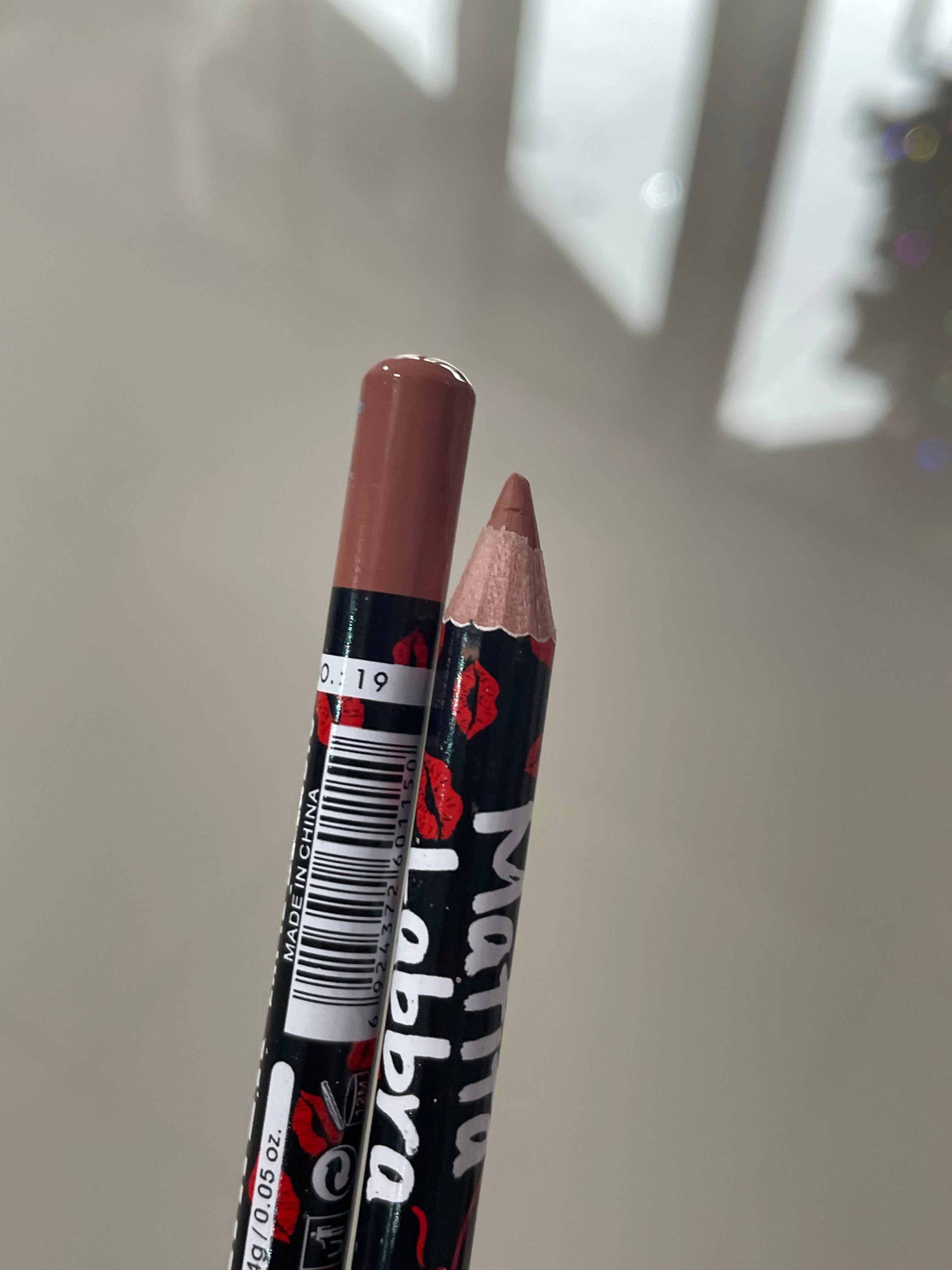 Creion buze Matita Labbra - Ushas