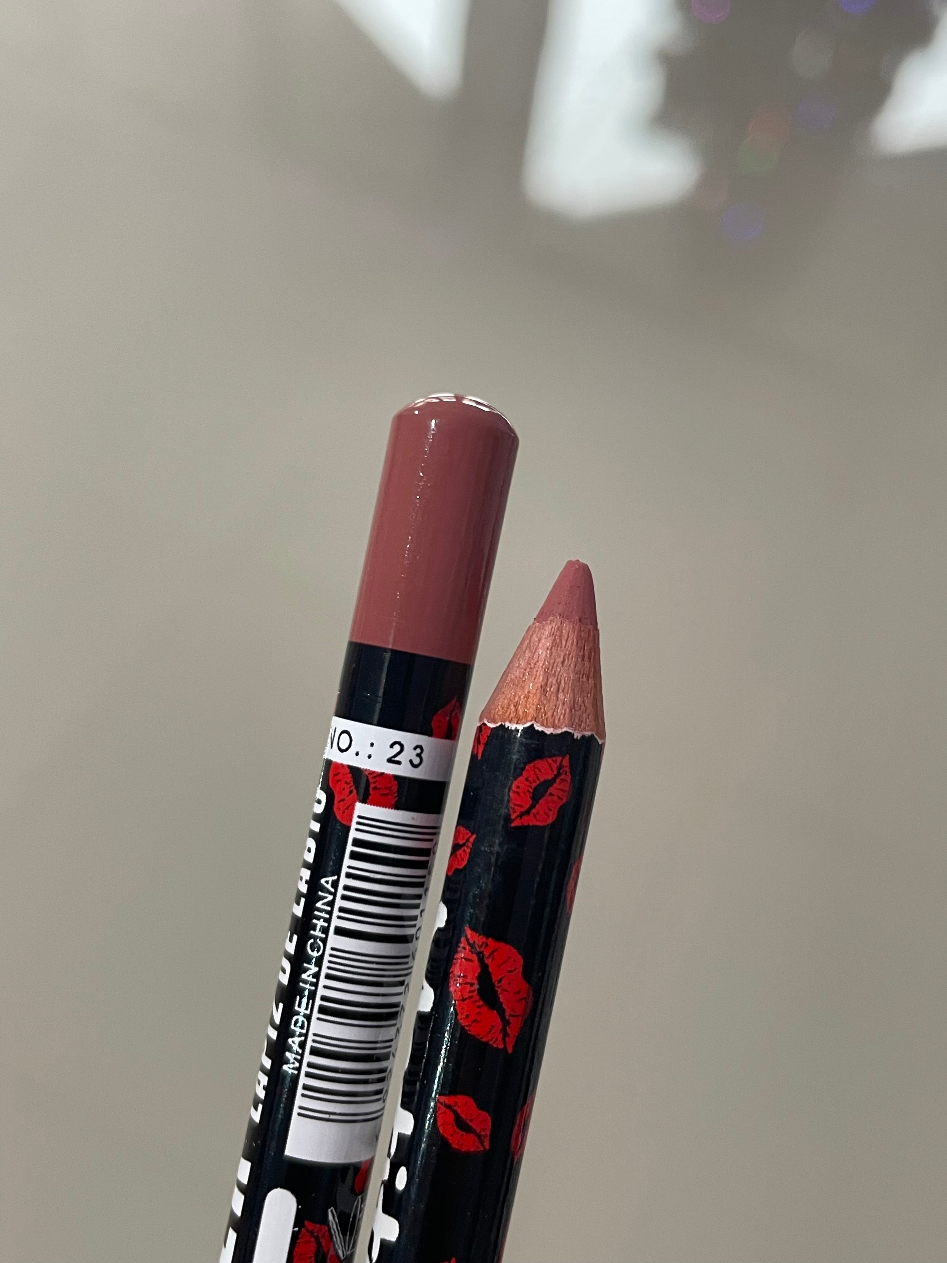 Creion buze Matita Labbra - Ushas