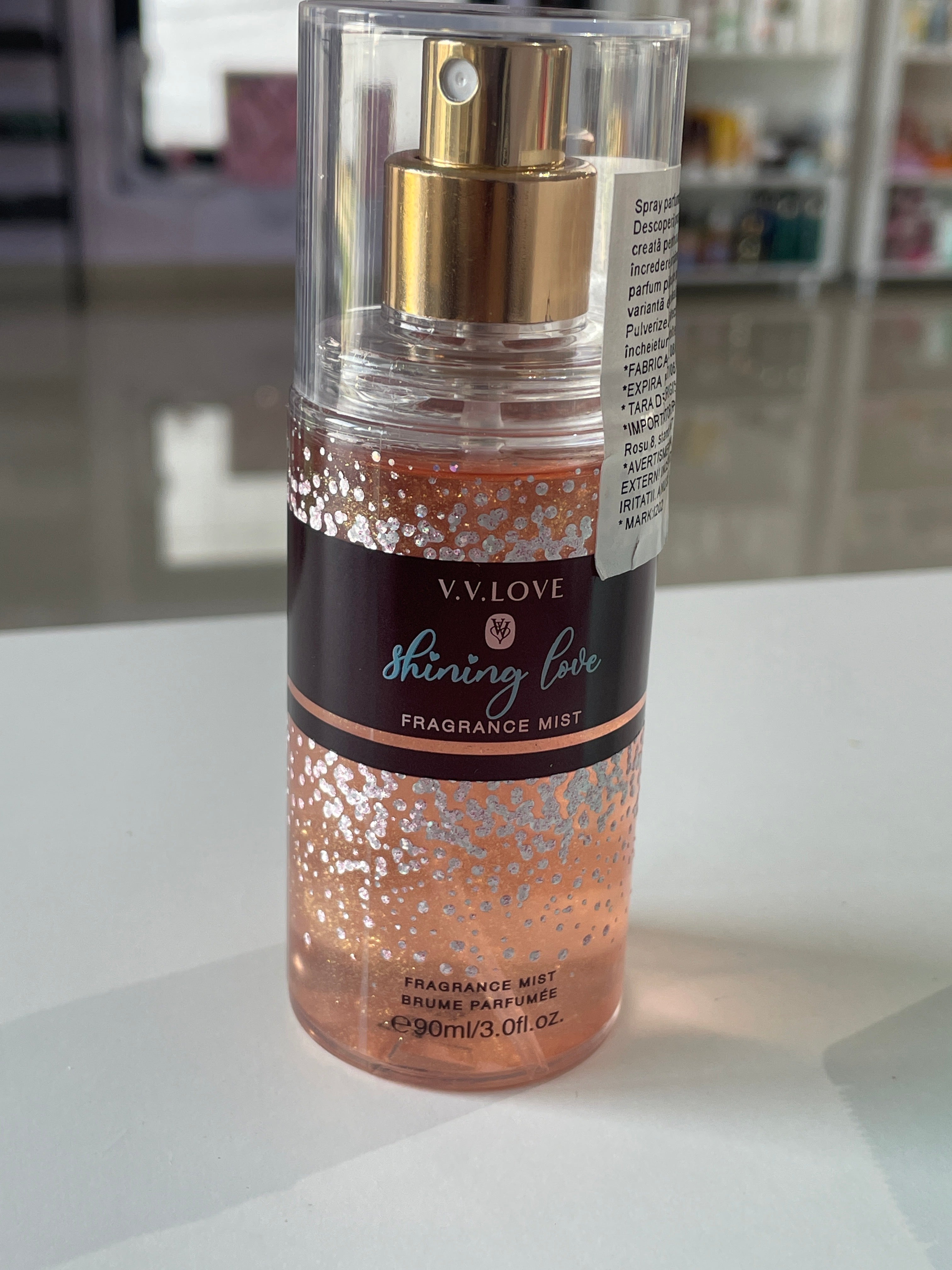 Body mist iluminator Shining Love - V.V. LOVE