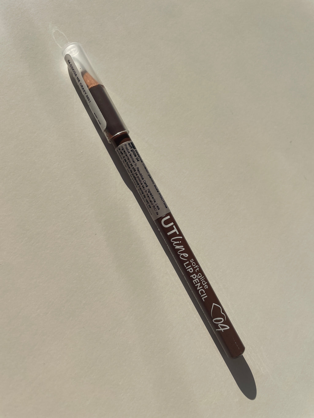 Creion buze Pout line - 04 Cocoa me Crazy - ESSENCE
