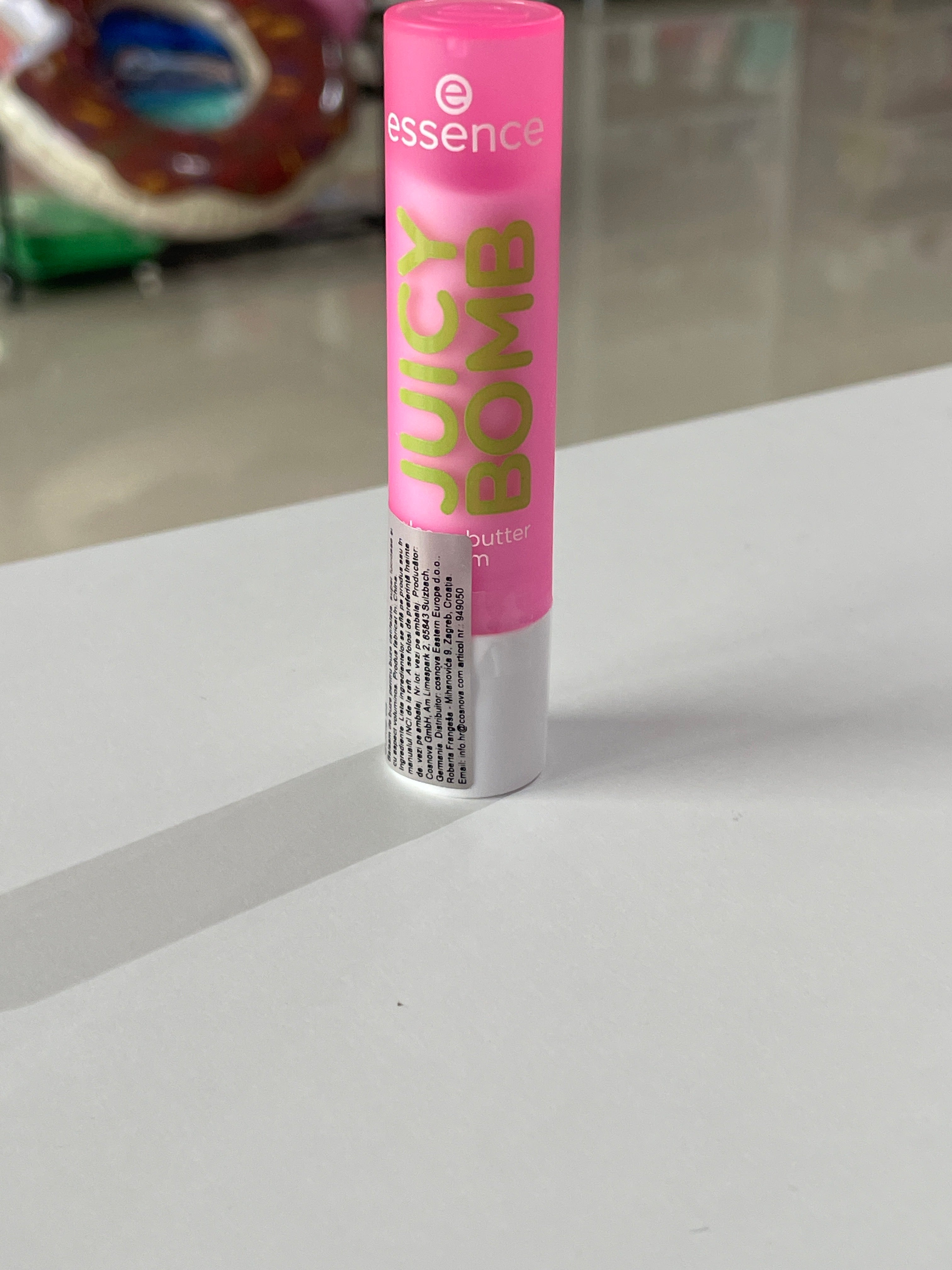 Balsam buze Juicy Bomb 03 Time To Pitaya - ESSENCE