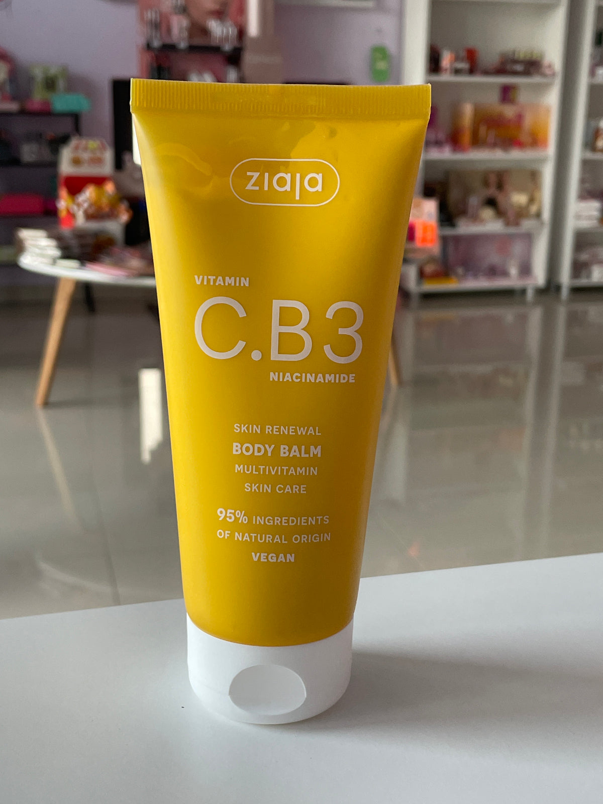 Balsam pentru corp vit. C. B3 si niacinamide  - ZIAJA