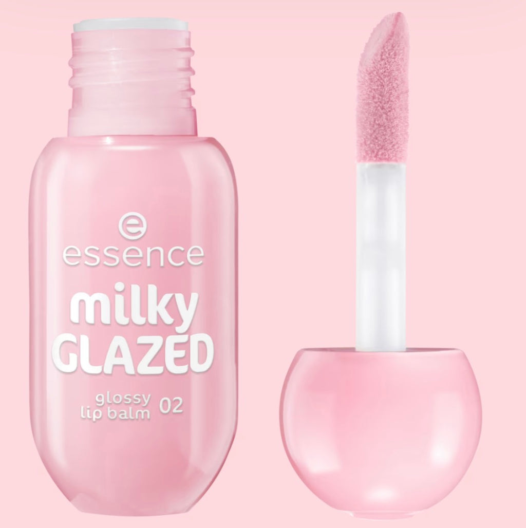 Balsam de buze strălucitor Milky Glazed 02 Strawberry Whip - ESSENCE