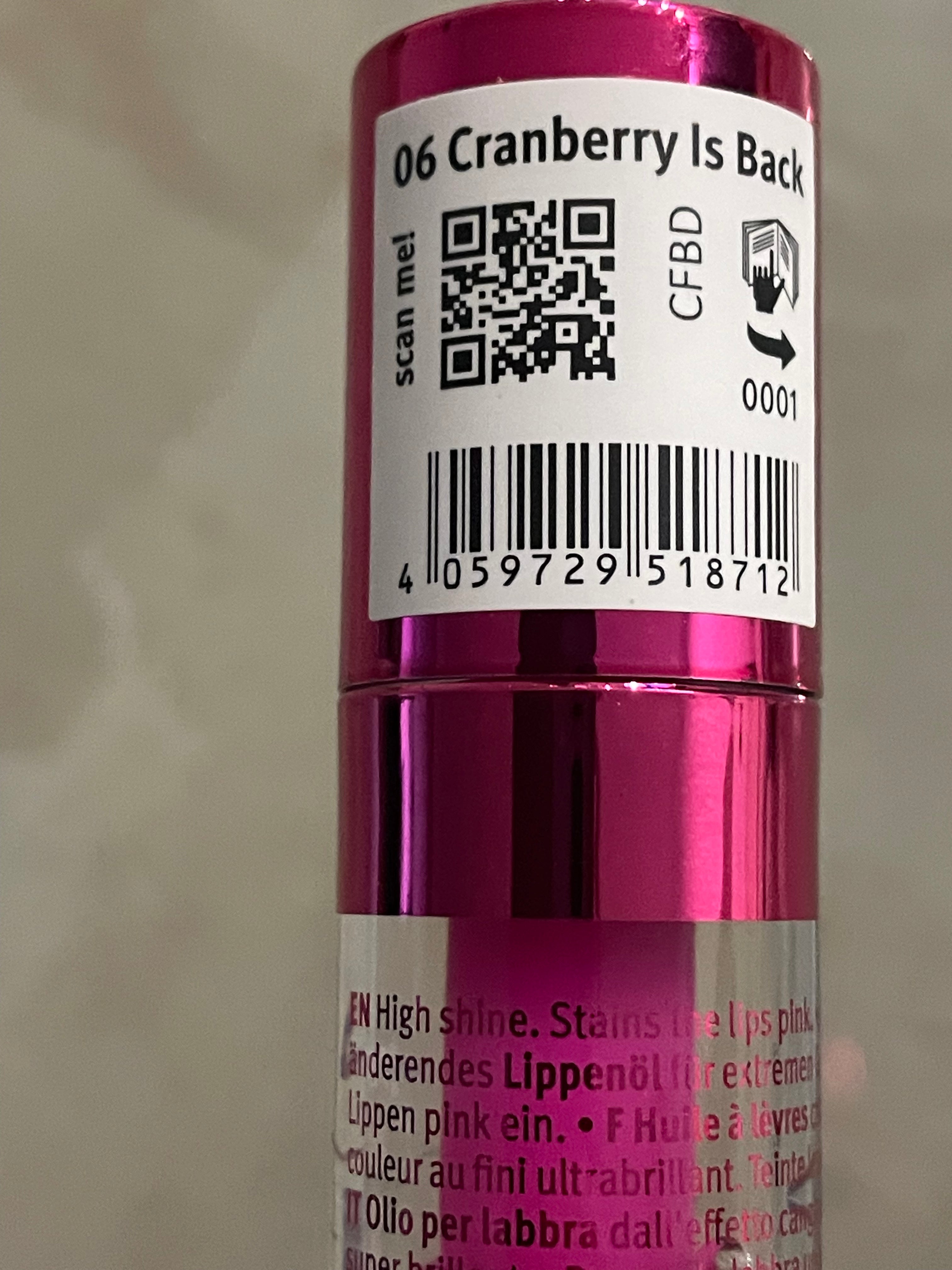 Lip oil 06 Cranberry is Back - Essence