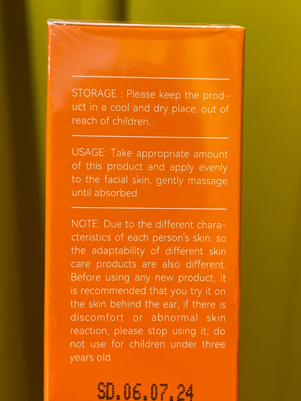 Gesichtsserum mit Vitamin C - Sadoer
