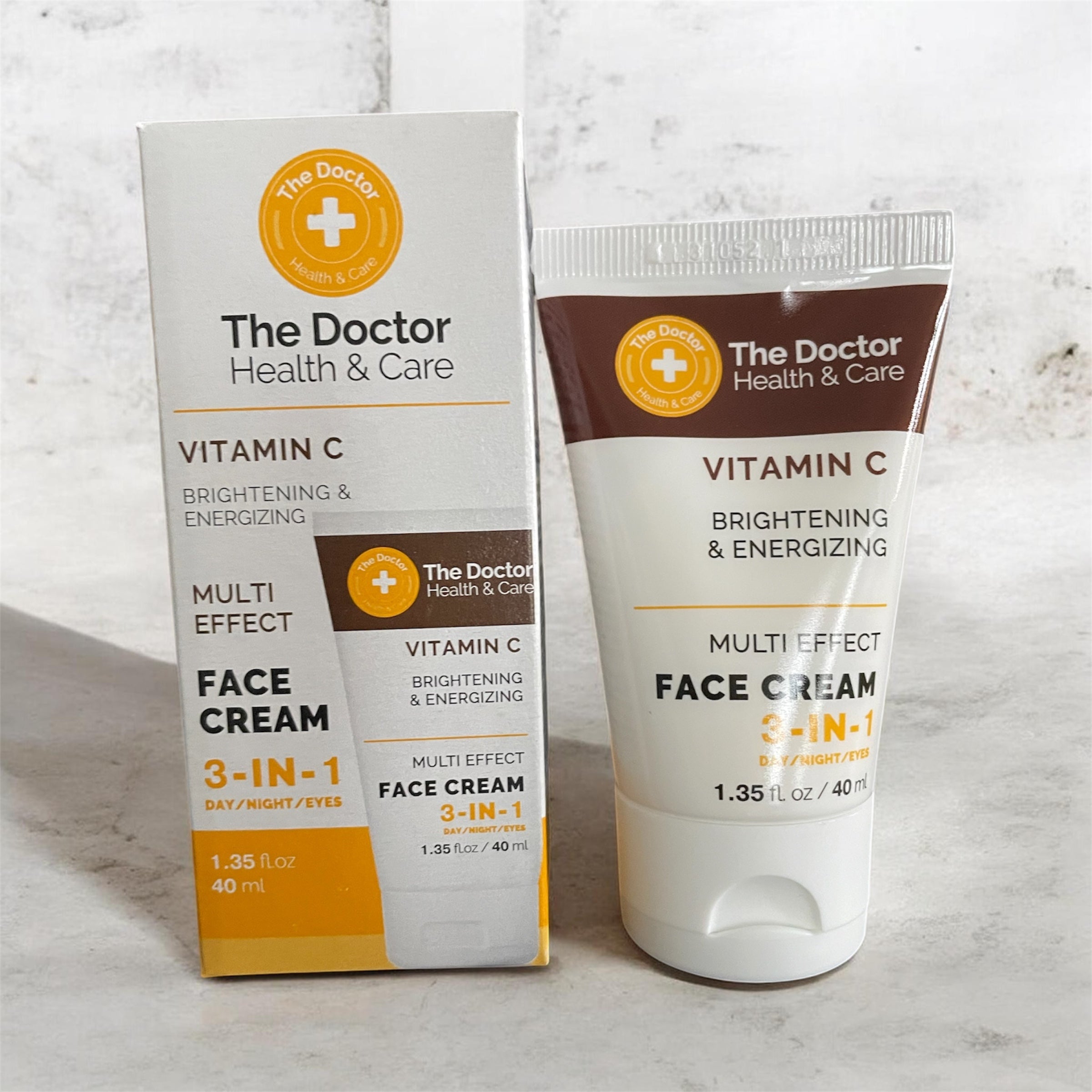 Crema pentru iluminarea tenului cu viamina C - THE DOCTOR