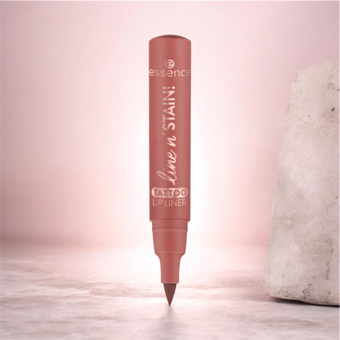 Carioca de buze line n' STAIN! 02 Must Have Brown  - ESSENCE
