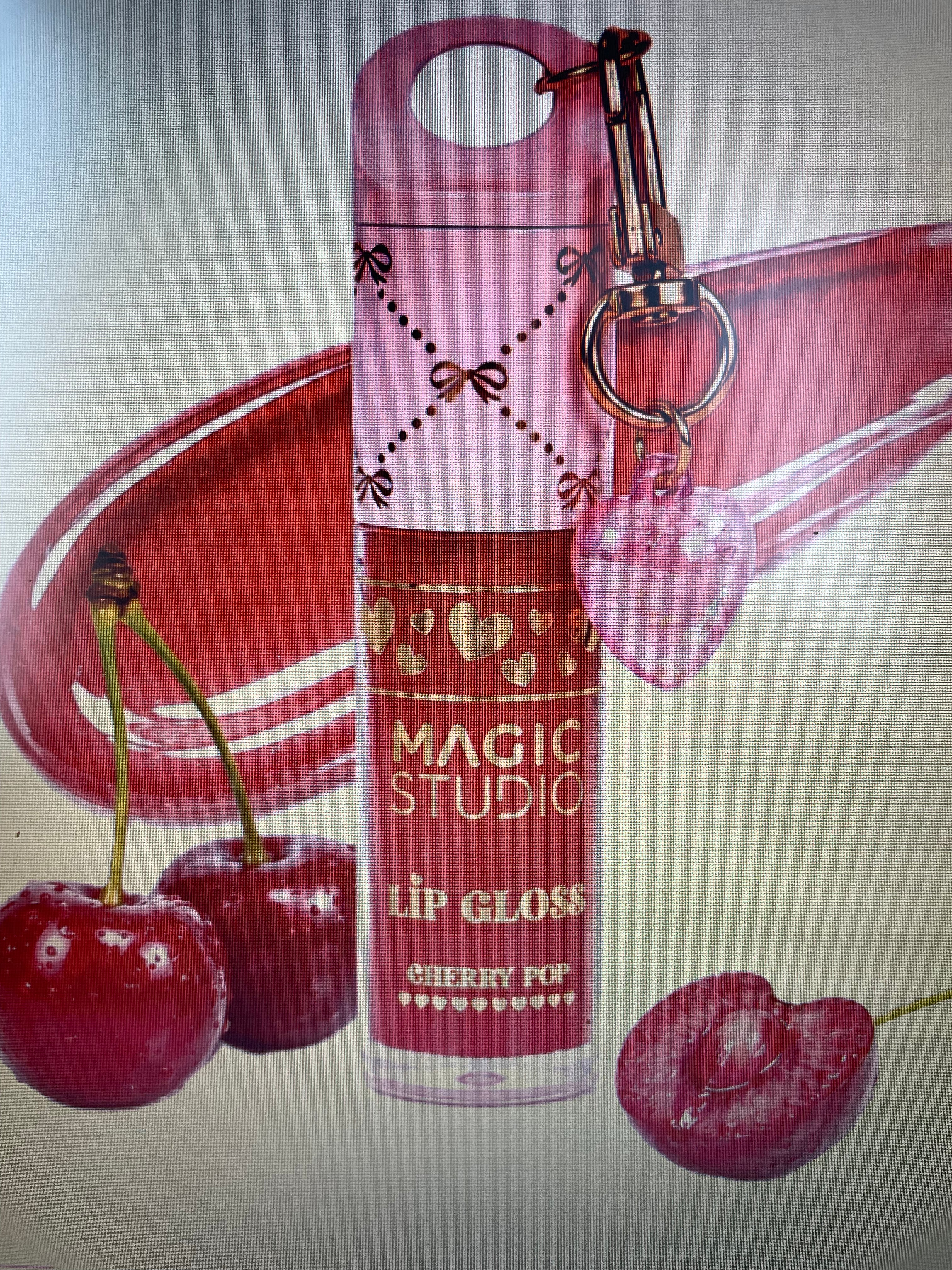 Luciu buze Juicy Cherry Pop, Coquette Charm - MAGIC STUDIO