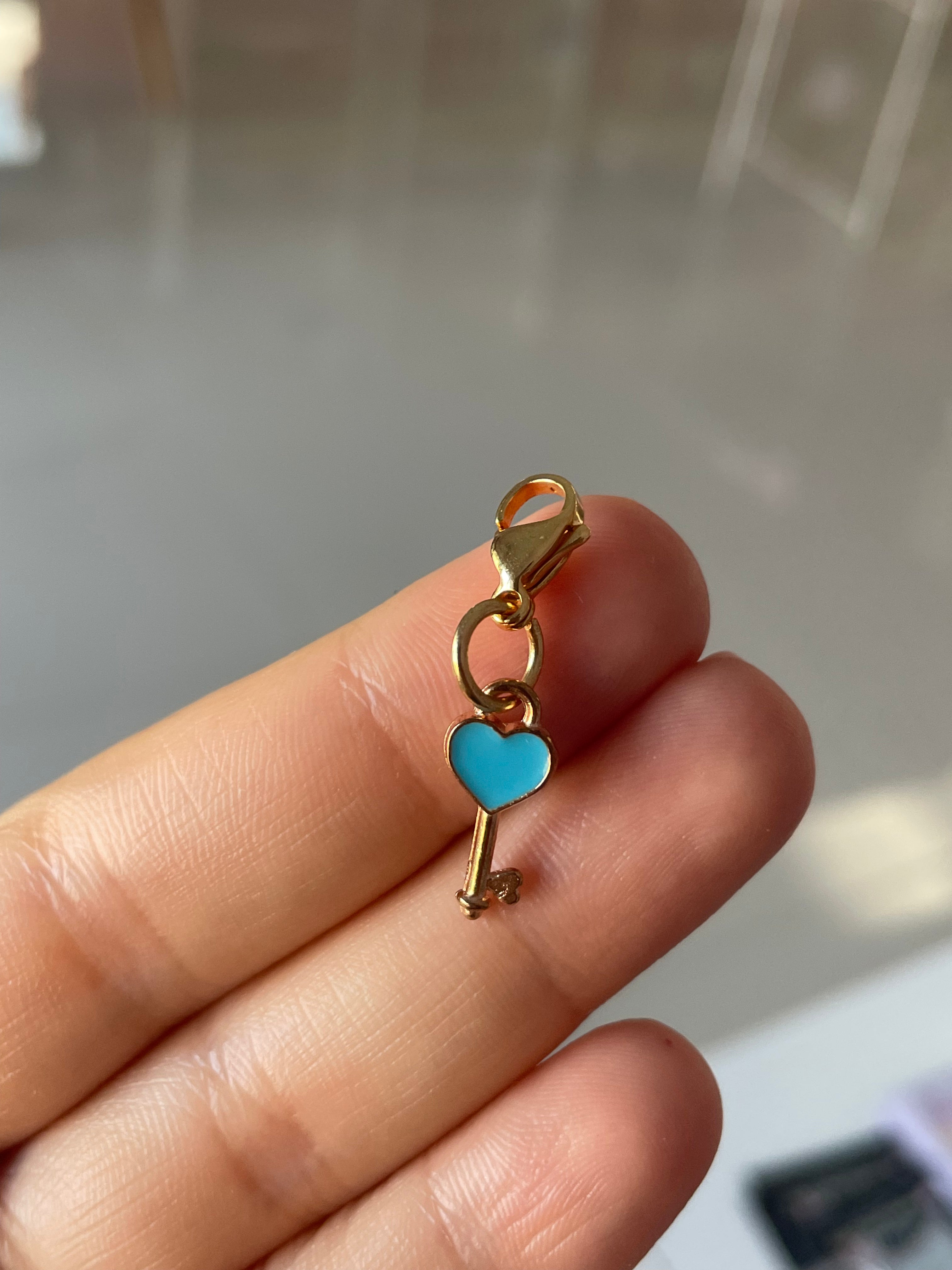 Charm cheie inima albastra
